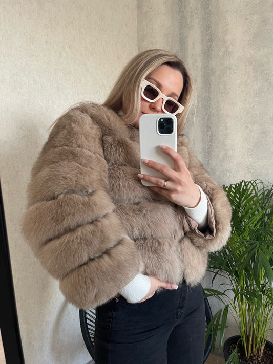 Winter Jacket Women High Quilty Fux Fur Coat Natural Fux Fur Outerwear O-neck Three Quarter Sleeve Thick Warm Fashion New